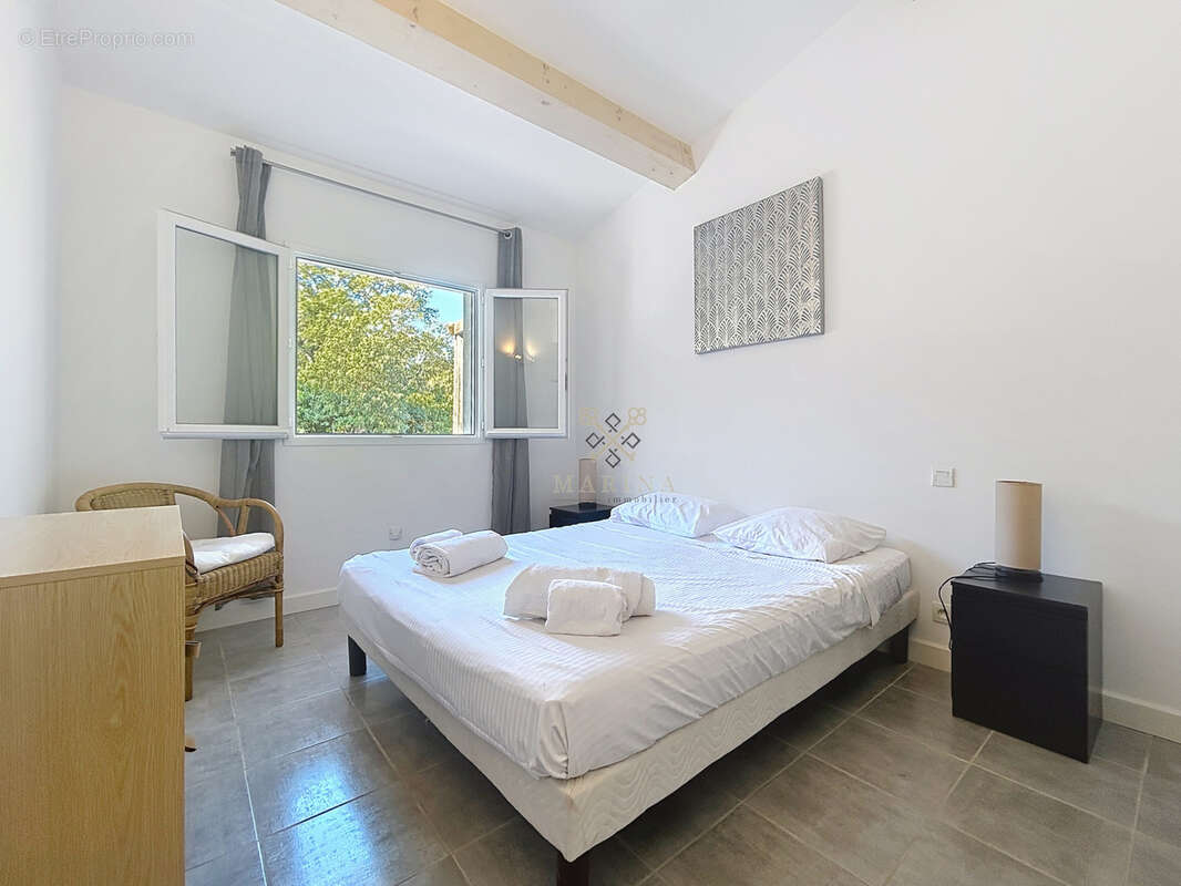 Maison 3 chambres - piscine - garage - palavesa - photo 10