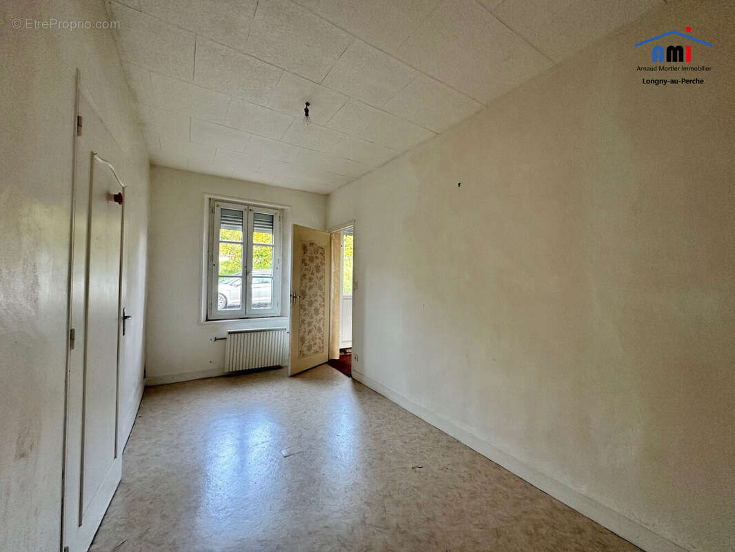 Maison à LONGNY-AU-PERCHE