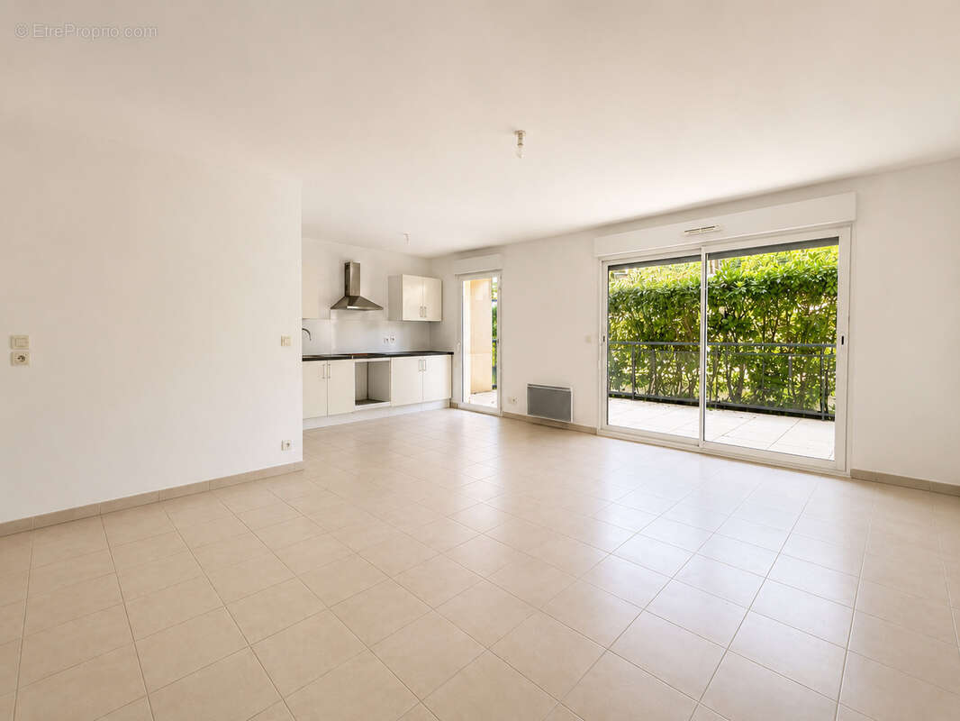 Appartement à LA COLLE-SUR-LOUP