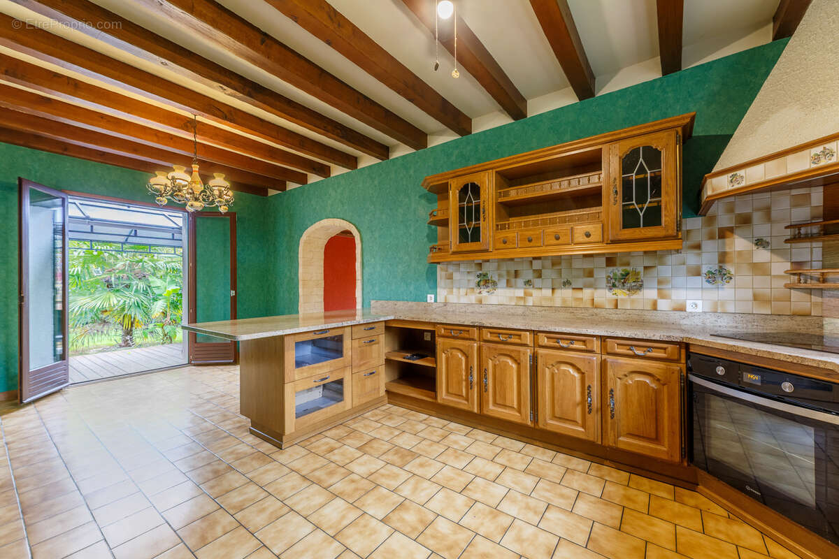 Maison à LE MESNIL-ESNARD