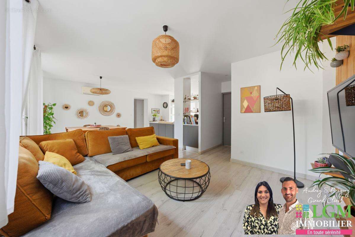 Appartement à SAINT-JEAN-DE-VEDAS