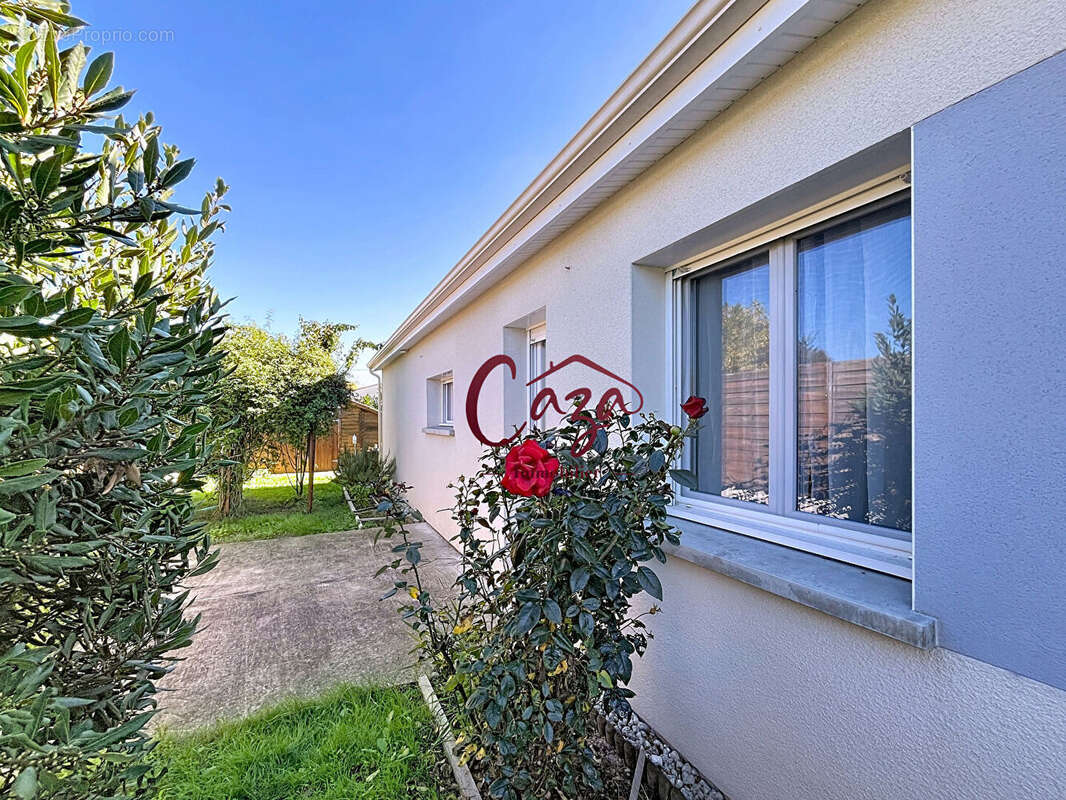 Maison à CAMBLANES-ET-MEYNAC