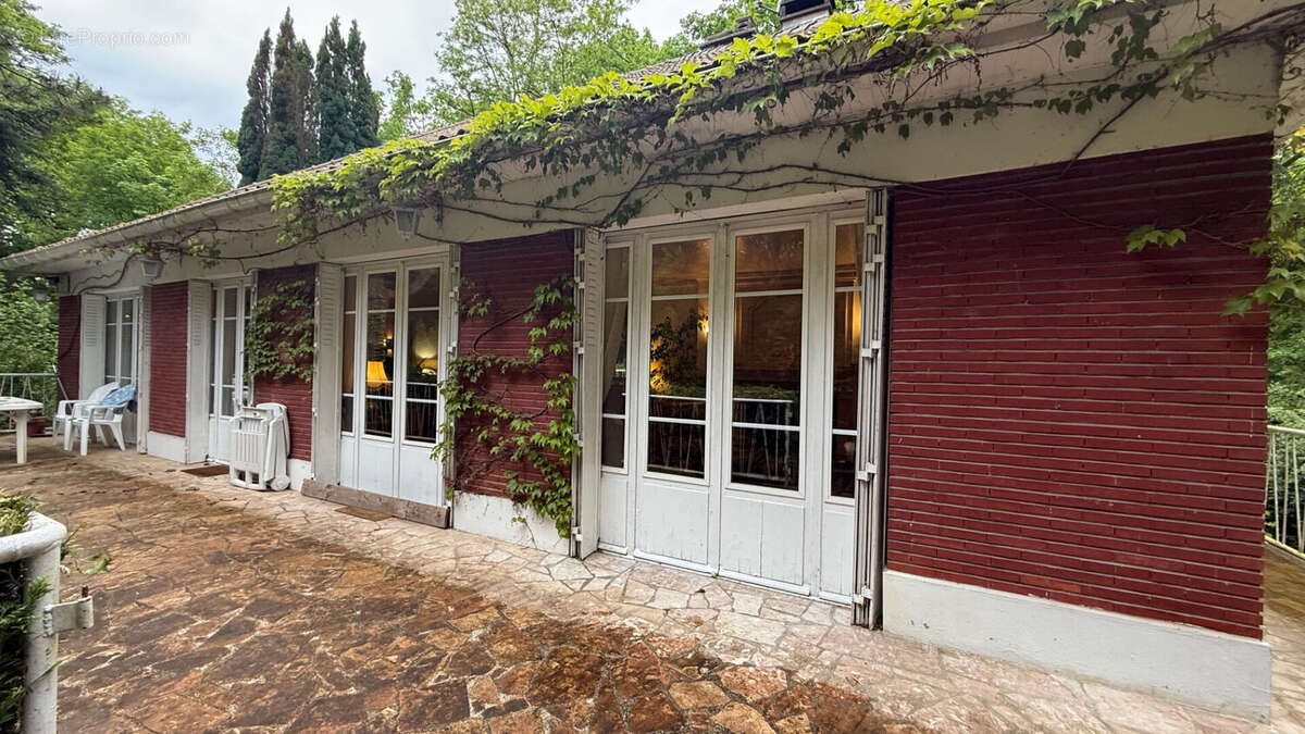 Maison à LAMORLAYE