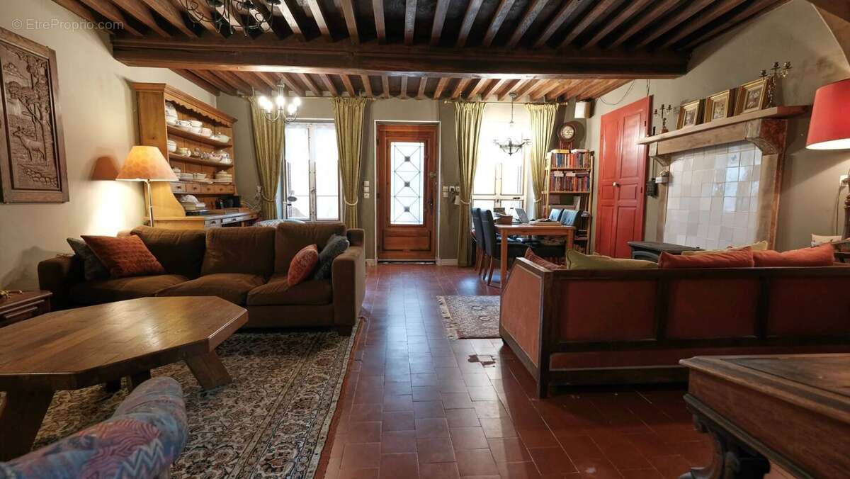 Maison à MOUX-EN-MORVAN
