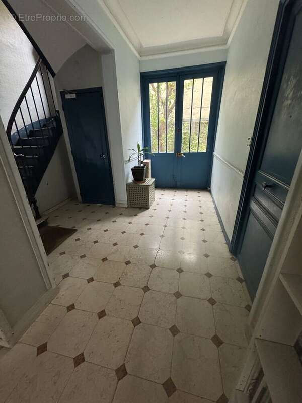 Appartement à PARIS-19E