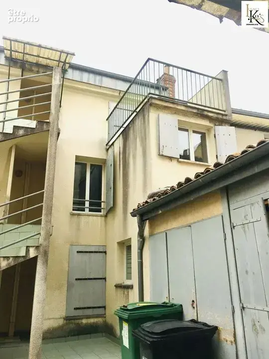 Appartement 20 pièces 430 m² à vendre à Bordeaux (33800) - photo 2