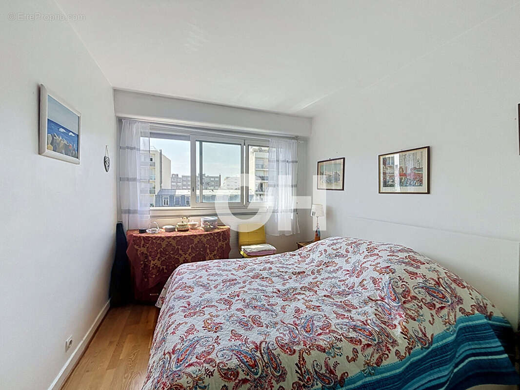 Appartement à PARIS-20E