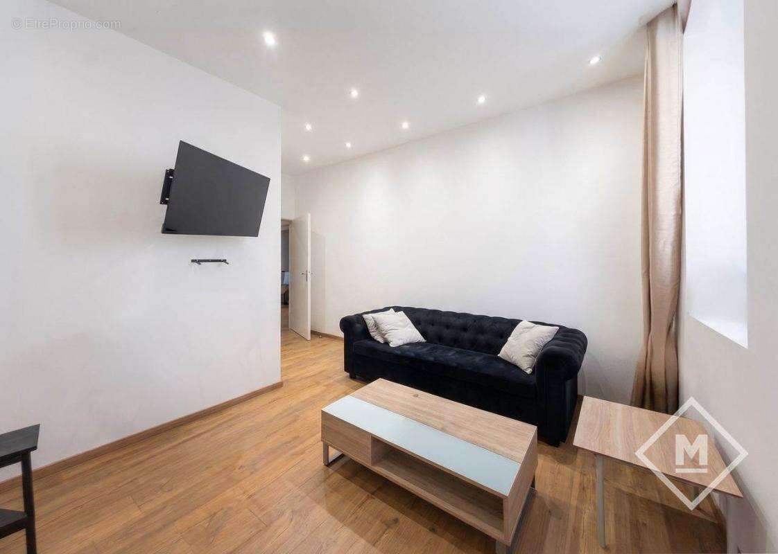 Appartement à MARSEILLE-2E