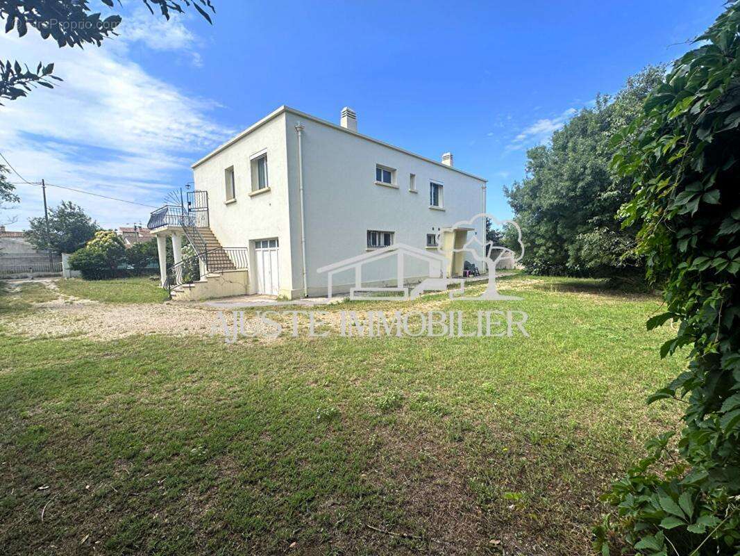 Appartement à SAINT-VICTORET