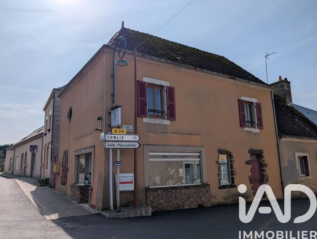 Photo 1 - Maison à SAINTE-SABINE-SUR-LONGEVE