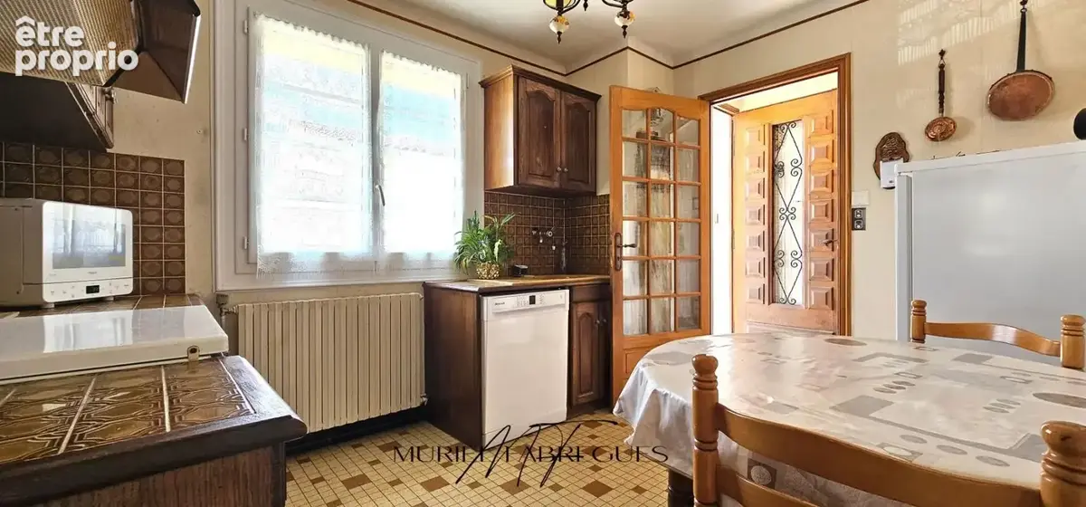 Maison T6 à Castelnaudary de 120m2, 4 CH, jardin, garage, DPE en D, proche commerce - photo 9