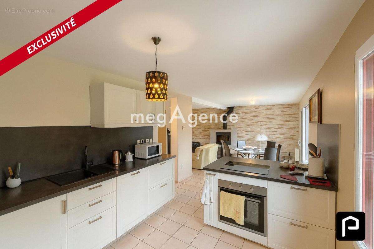 Maison à TRACY-LE-MONT