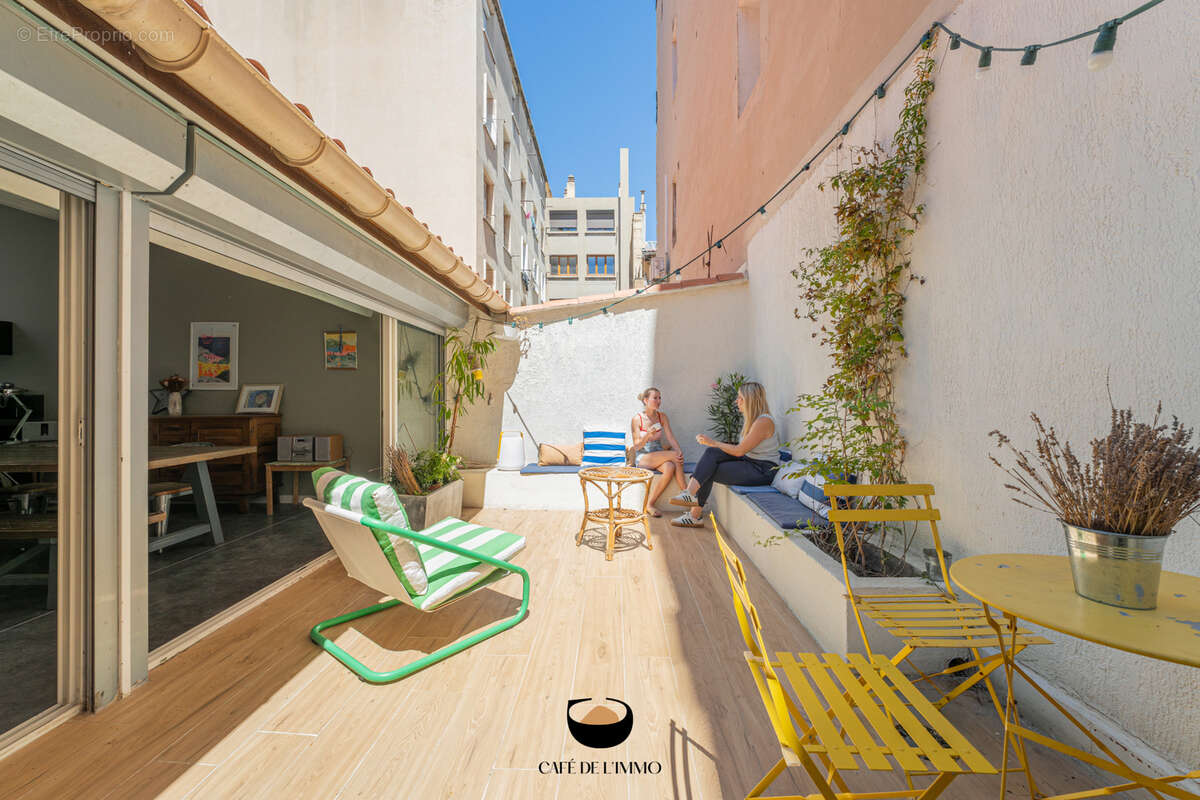 Appartement à MARSEILLE-6E