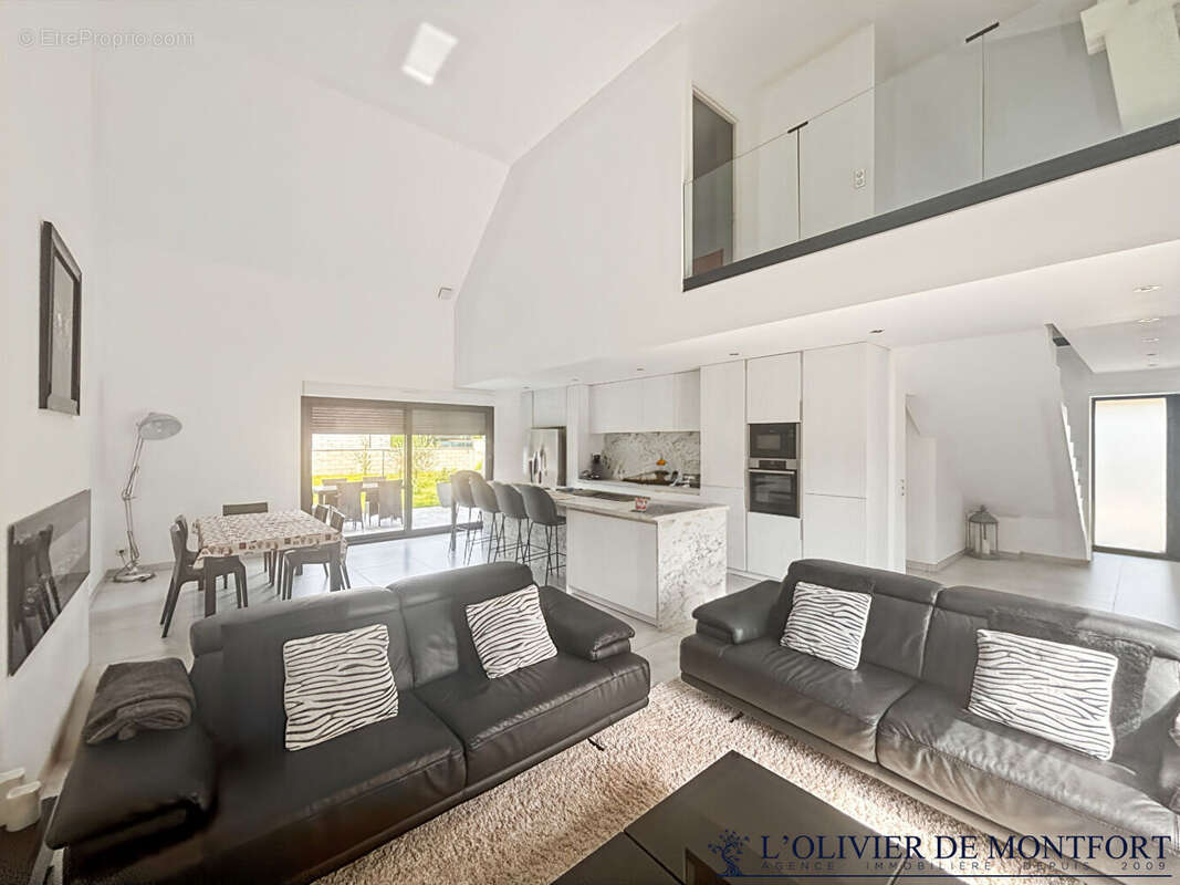 Maison à MONTFORT-L'AMAURY