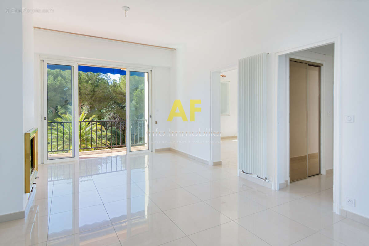 Appartement 4 pièces vue mer Santa Lucia - photo 3
