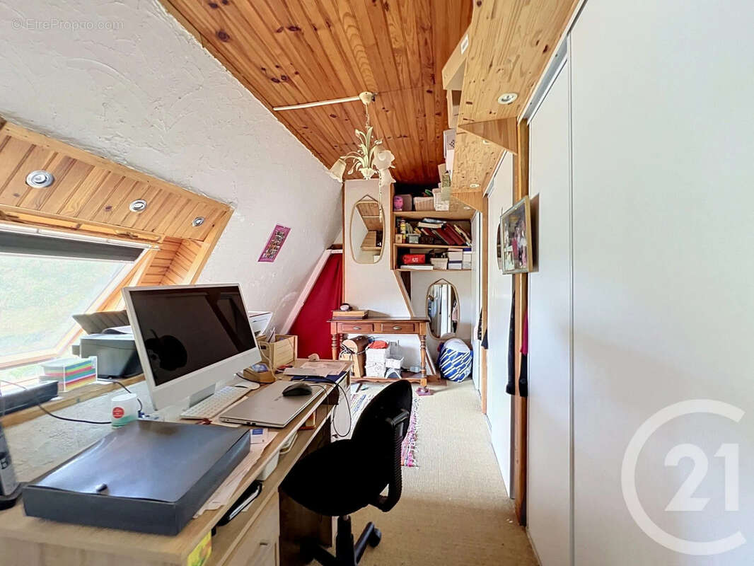 Maison 207 m² à Pont-Audemer  - photo 10