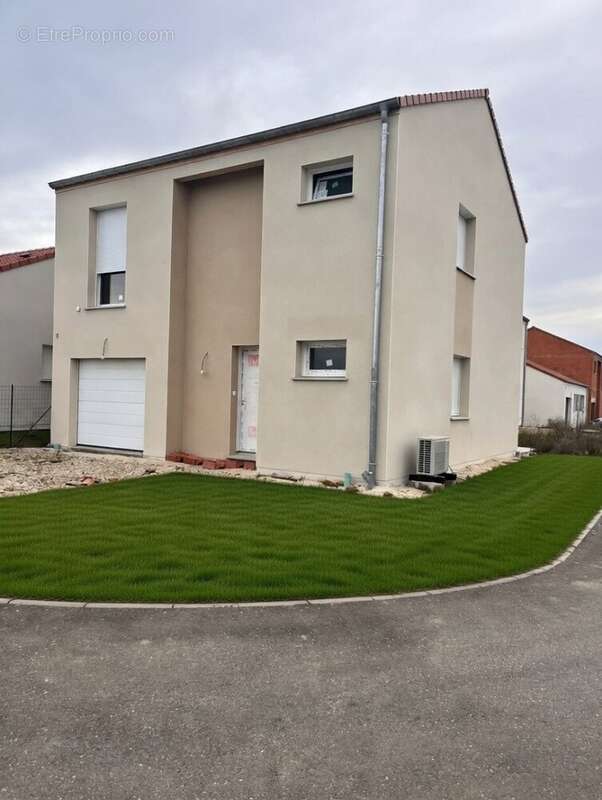 Maison à VERNY