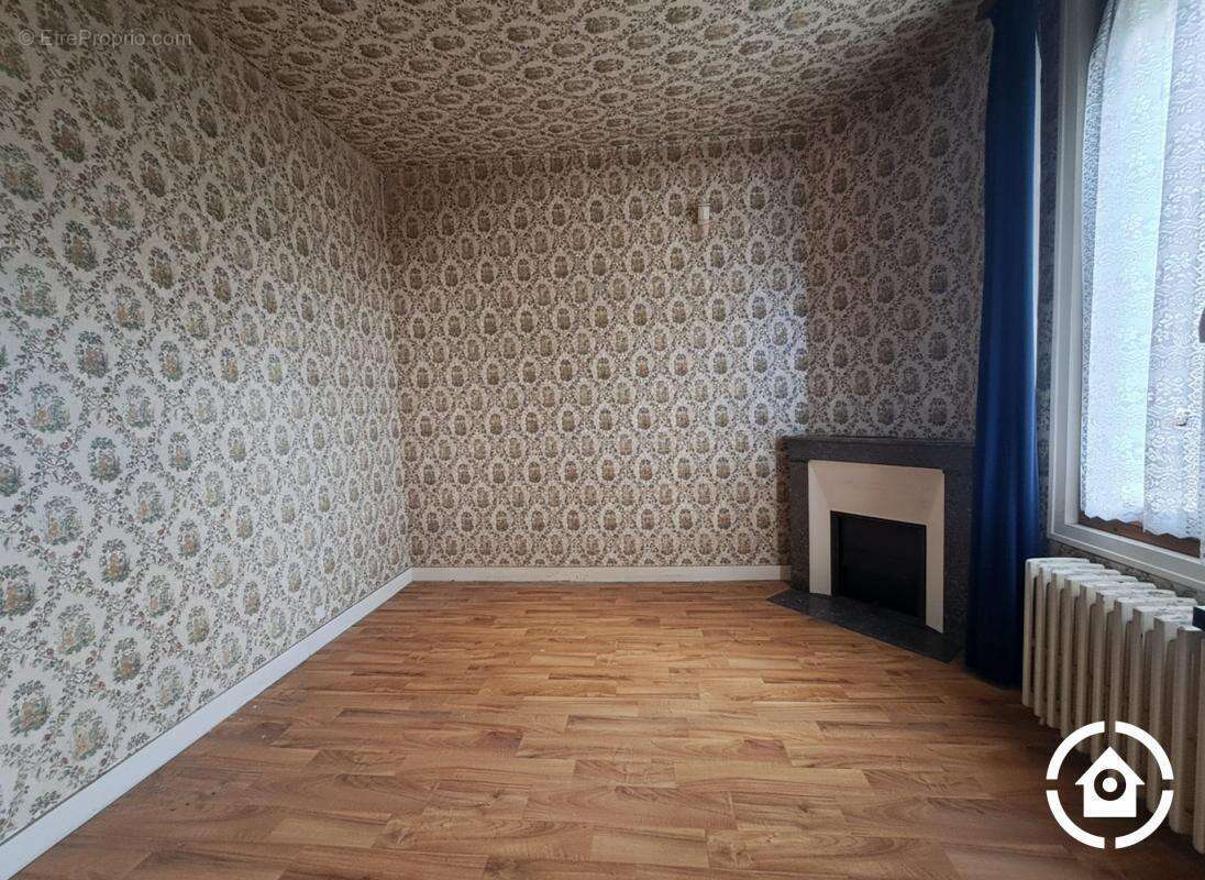 Maison semi plain-pied à RENOVER - 3 chambres - Jardins clos - - photo 13