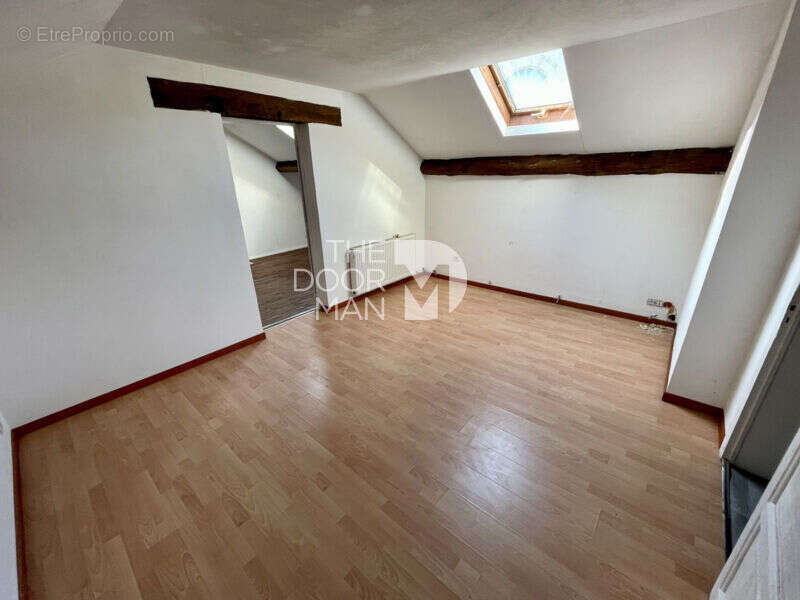 Appartement à DARNEY