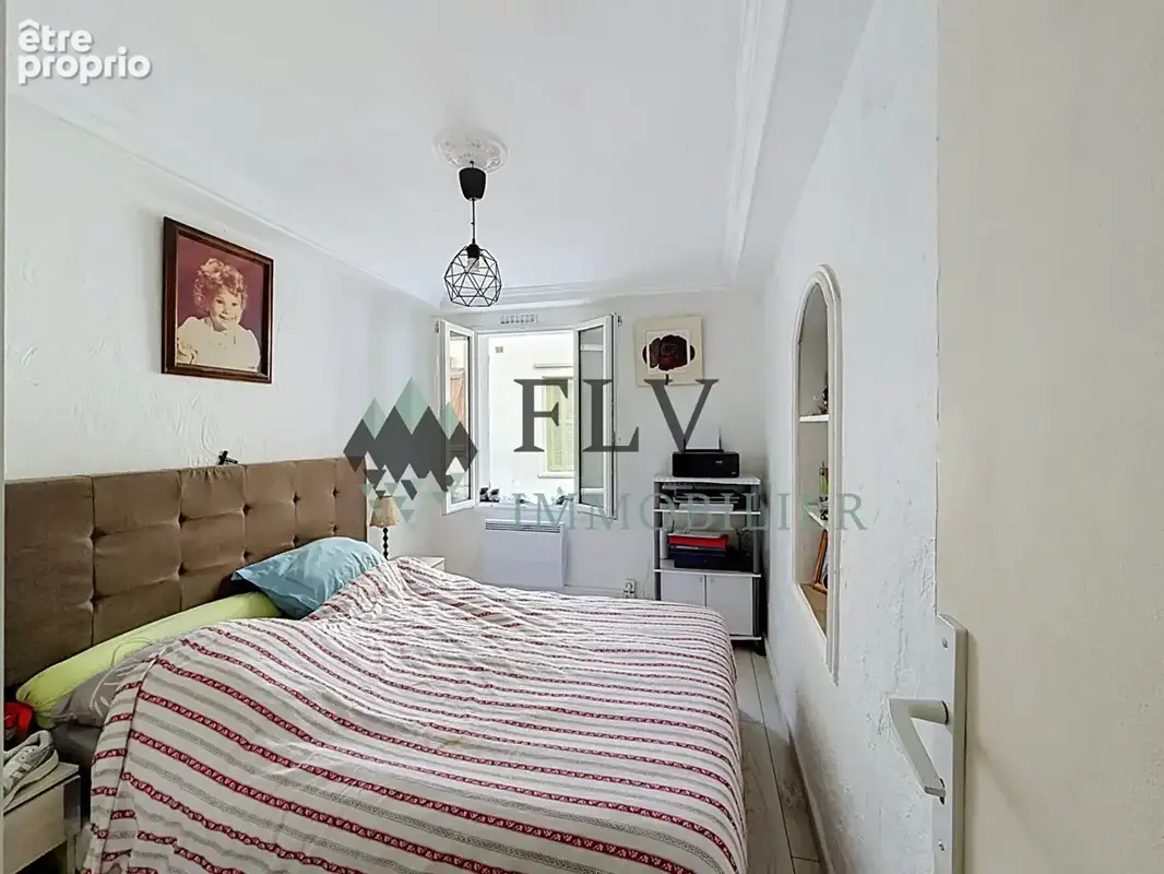 À vendre Appartement avec dépendances atypiques - photo 4