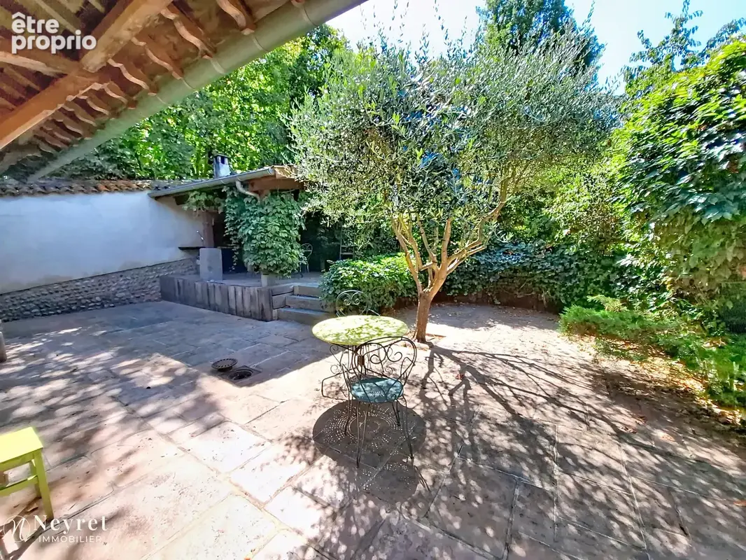 Rare, dans maison vigneronne de caractère , appartement de de 11 pièces de 210 m2 avec jardin et piscine - photo 30
