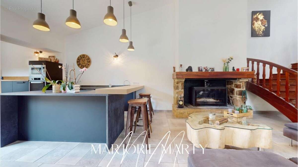 Maison à LEZIGNAN-CORBIERES