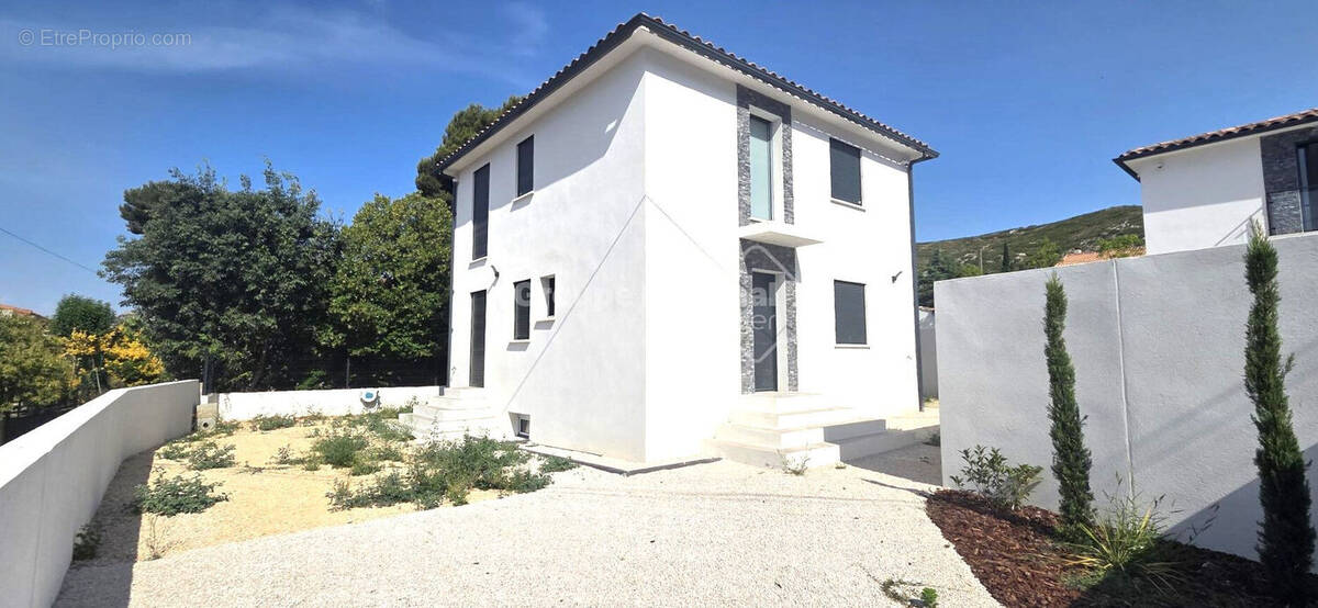 Maison à LE ROVE