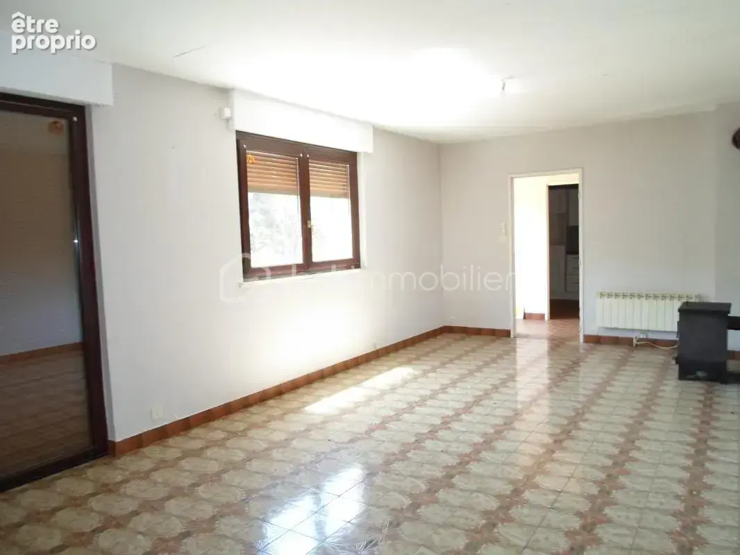 Audincourt, secteur calme et recherché, maison t5 (3 chambres), d'acces plain-pied sur sous-sol complet - photo 4