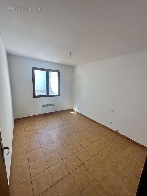 Maison à CONILHAC-CORBIERES