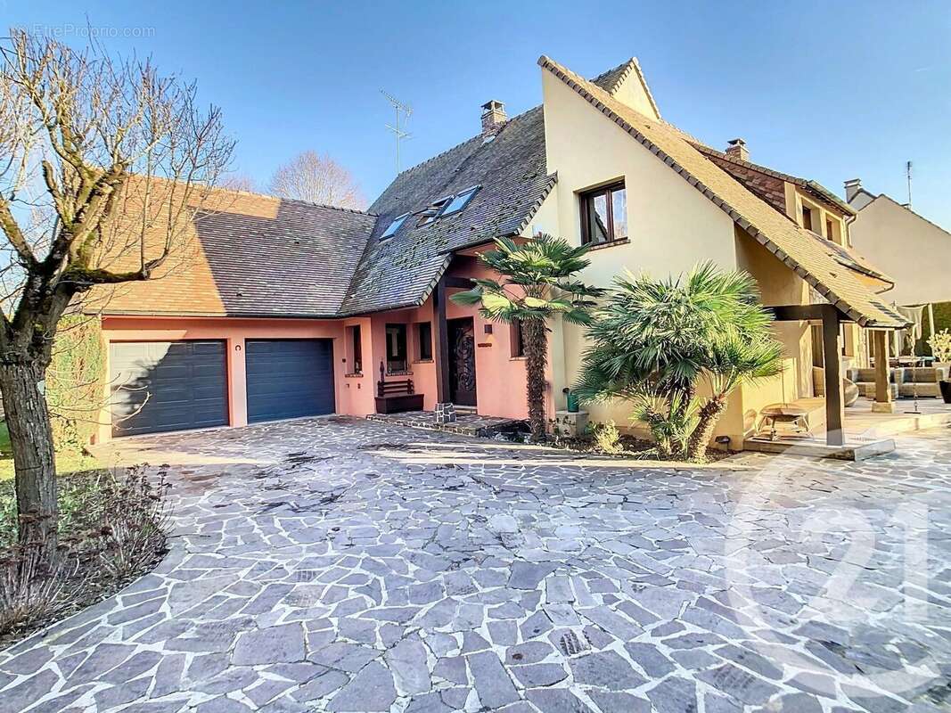 Photo 2 - Maison à THIAIS