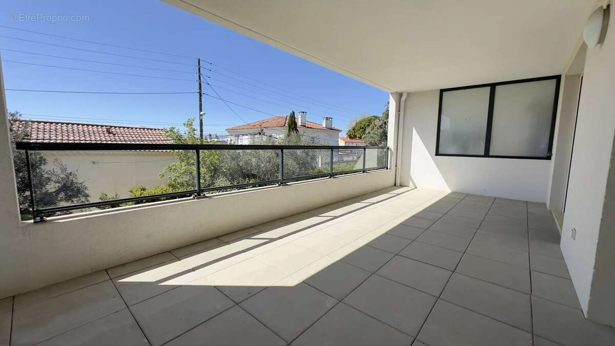 Appartement à MARSEILLE-8E