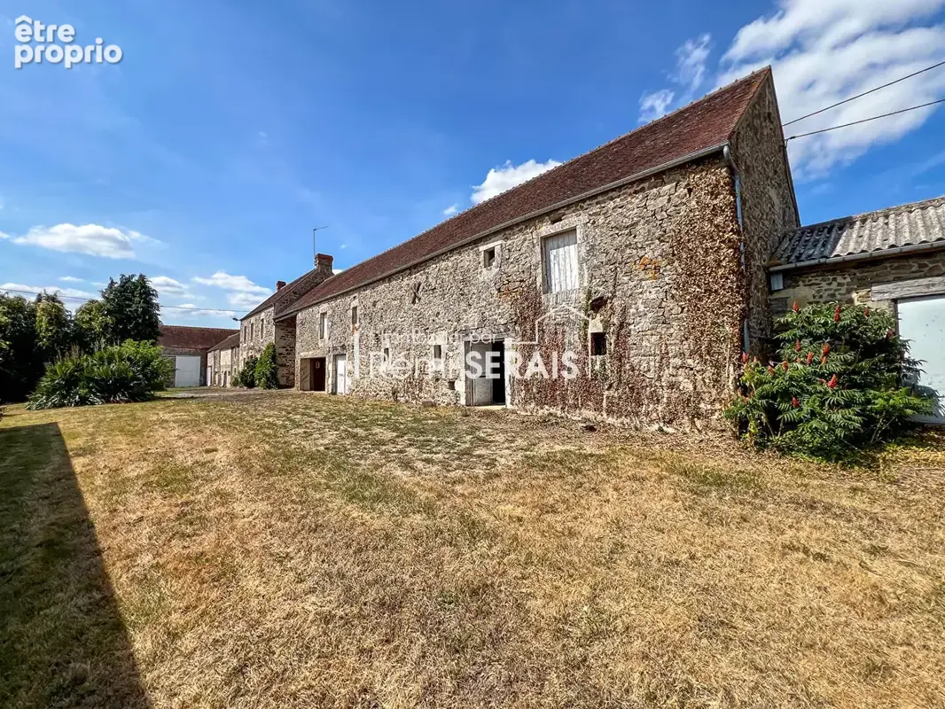 Ancien corps de ferme à rénover avec dépendances près d'Argentan - photo 17