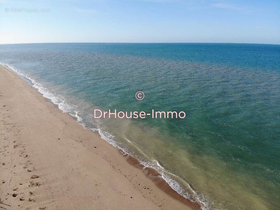 Terrain à BLAINVILLE-SUR-MER