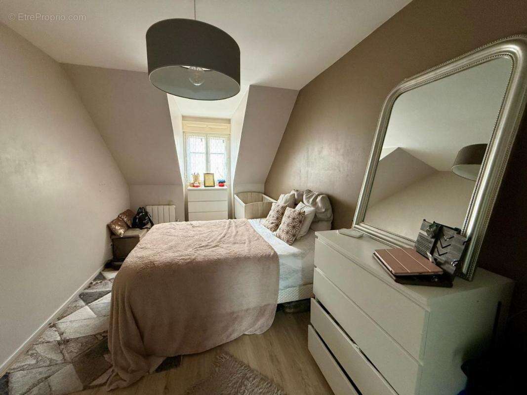 Maison à VILLECRESNES