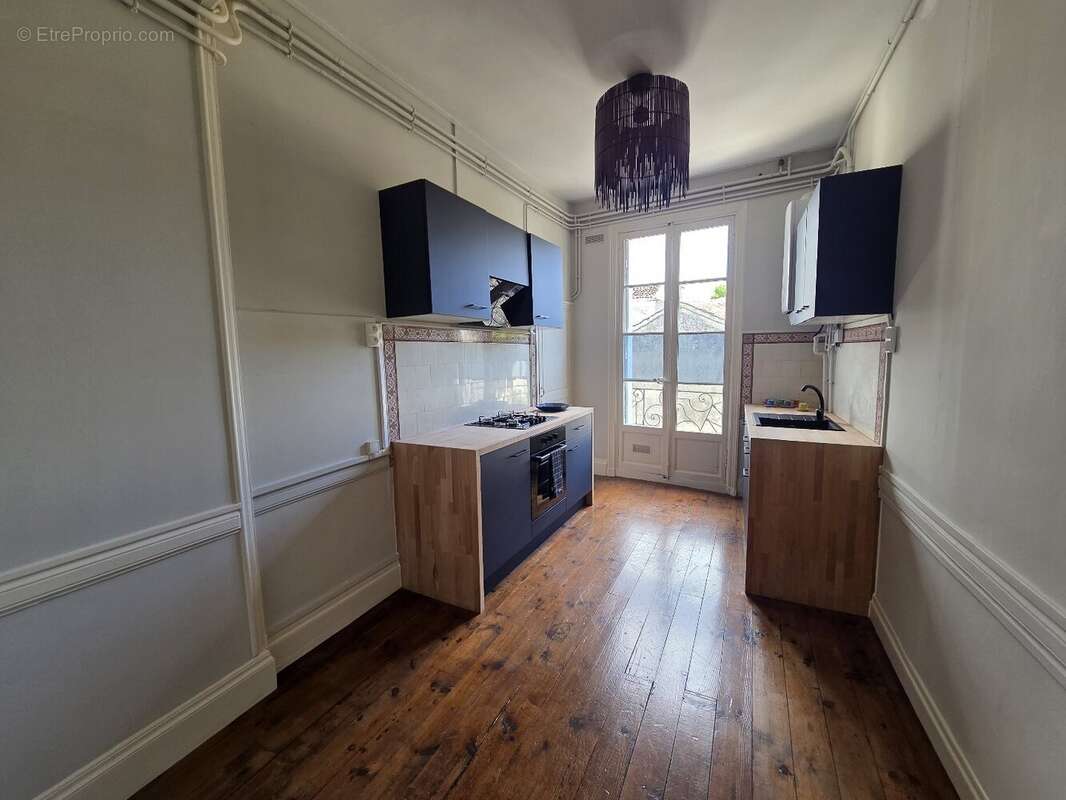Appartement à COGNAC