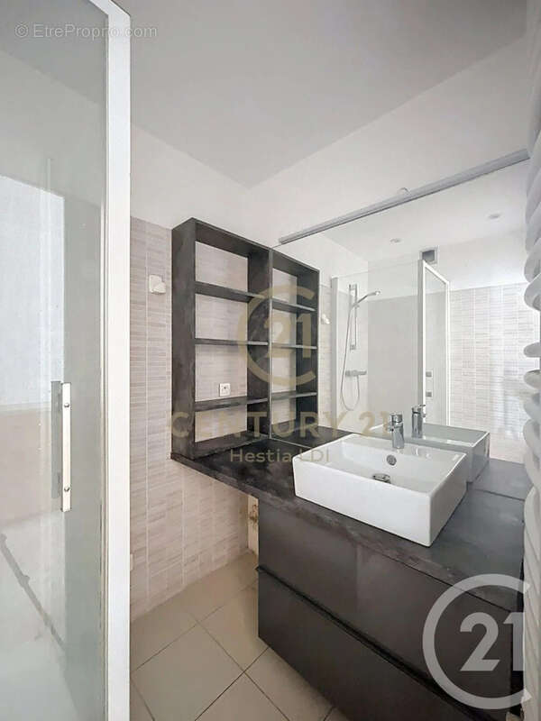 Appartement à LYON-8E