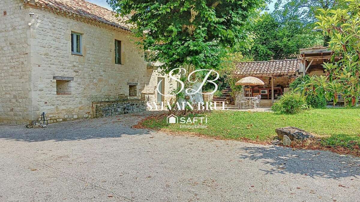 Photo 2 - Maison à LABARTHE