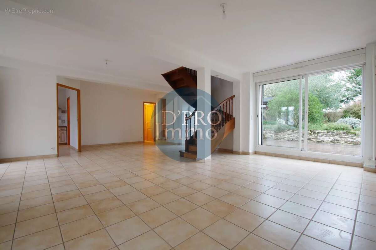 Maison à NORT-SUR-ERDRE