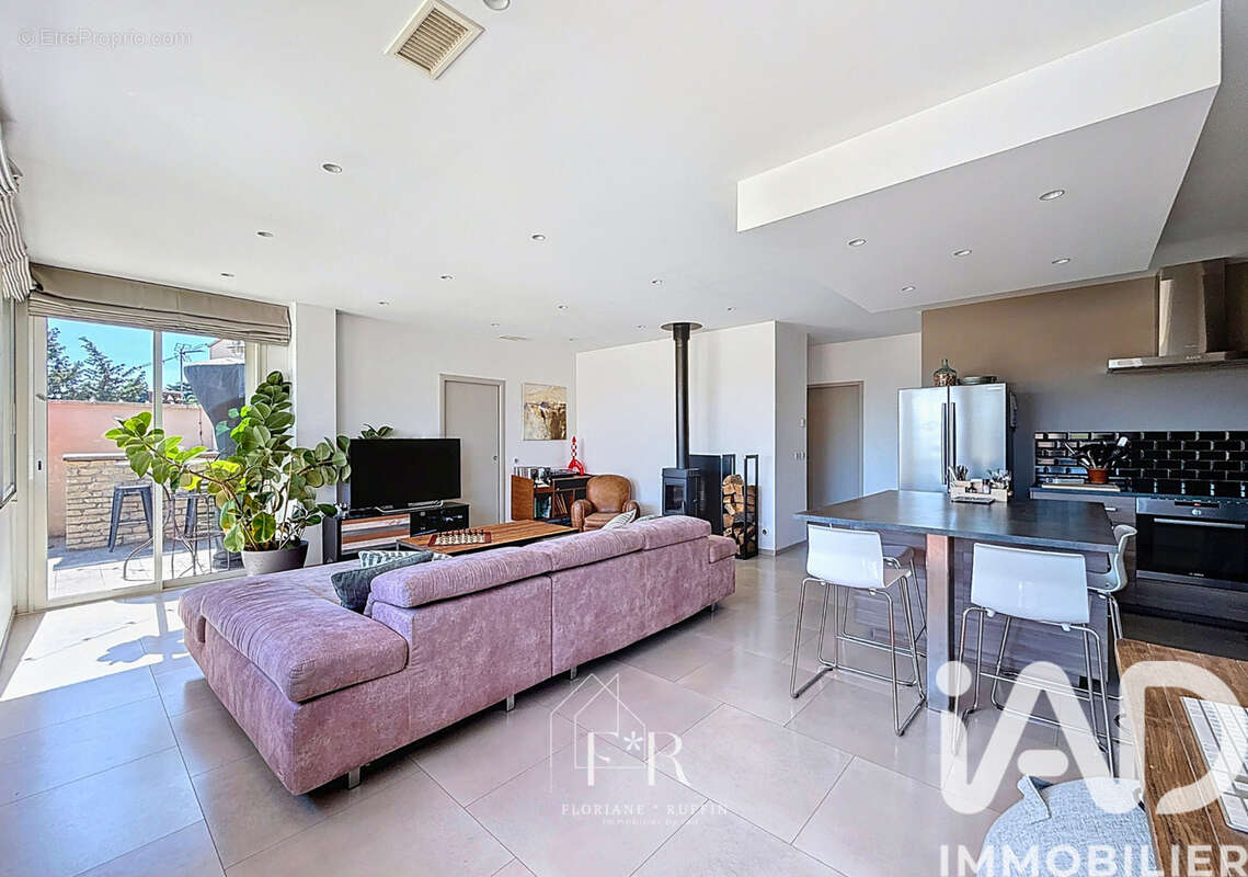 Photo 3 - Maison à LE PONTET