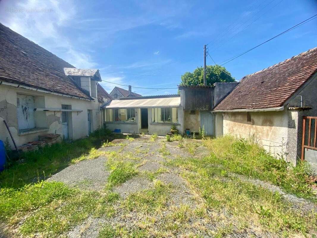 Maison 116 m² à Saint-Senoch  - photo 3