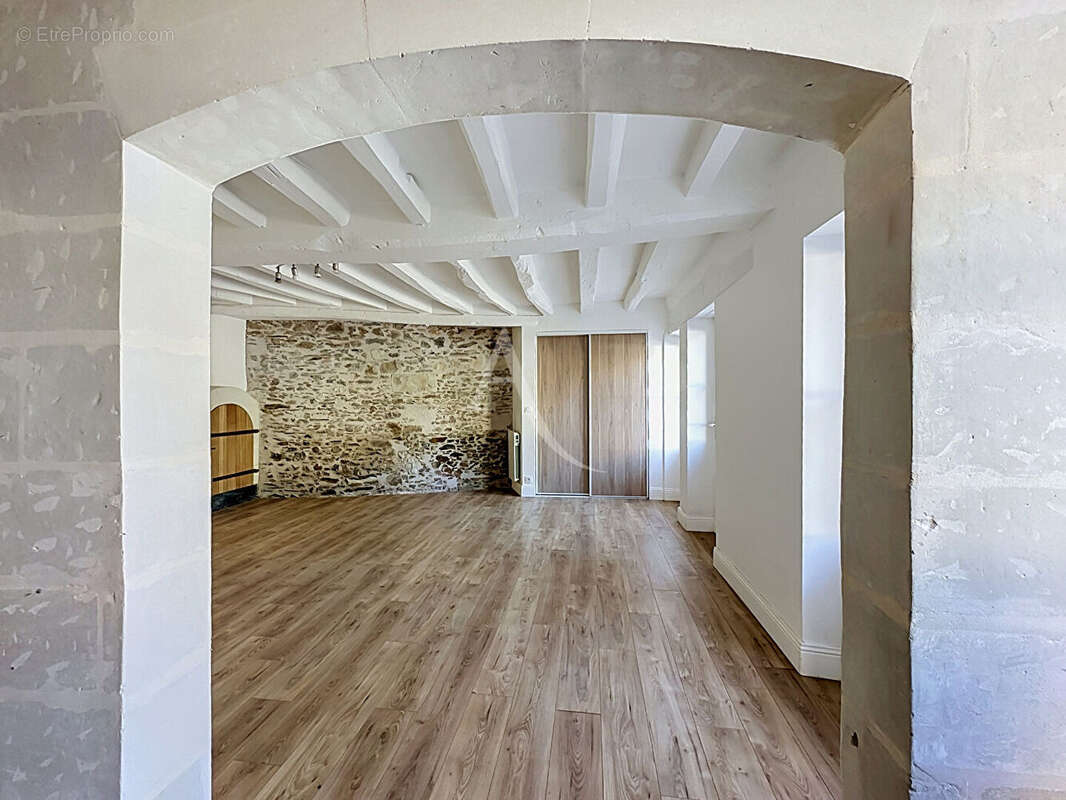 Maison à DENEE