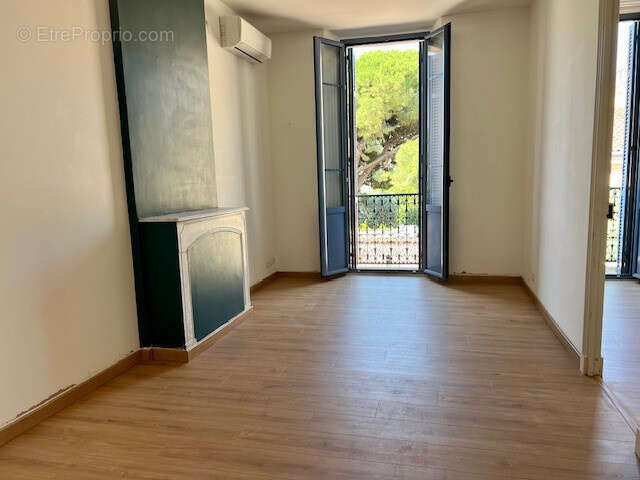 Appartement à VALLAURIS