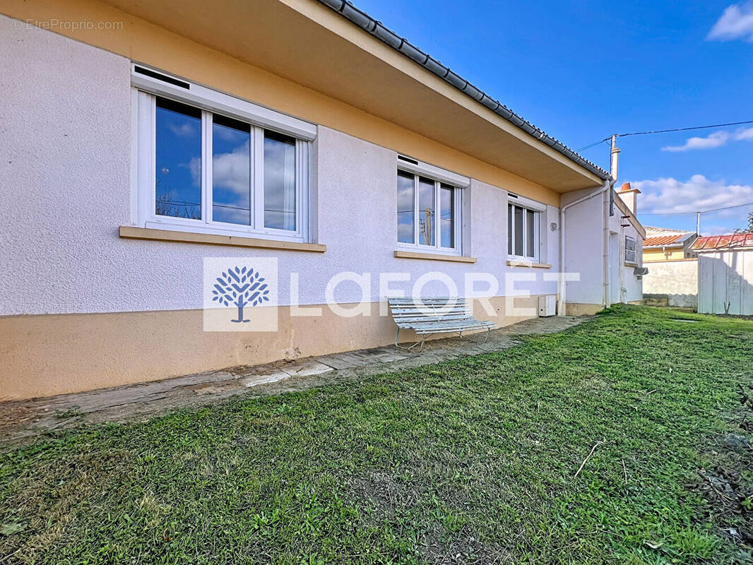 Maison à CHATILLON-SUR-THOUET