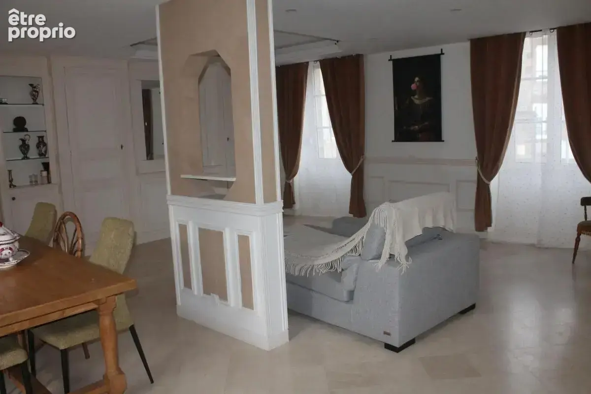 Maison bourgeoise 220m² au coeur de Fresnay-sur-Sarthe - photo 5