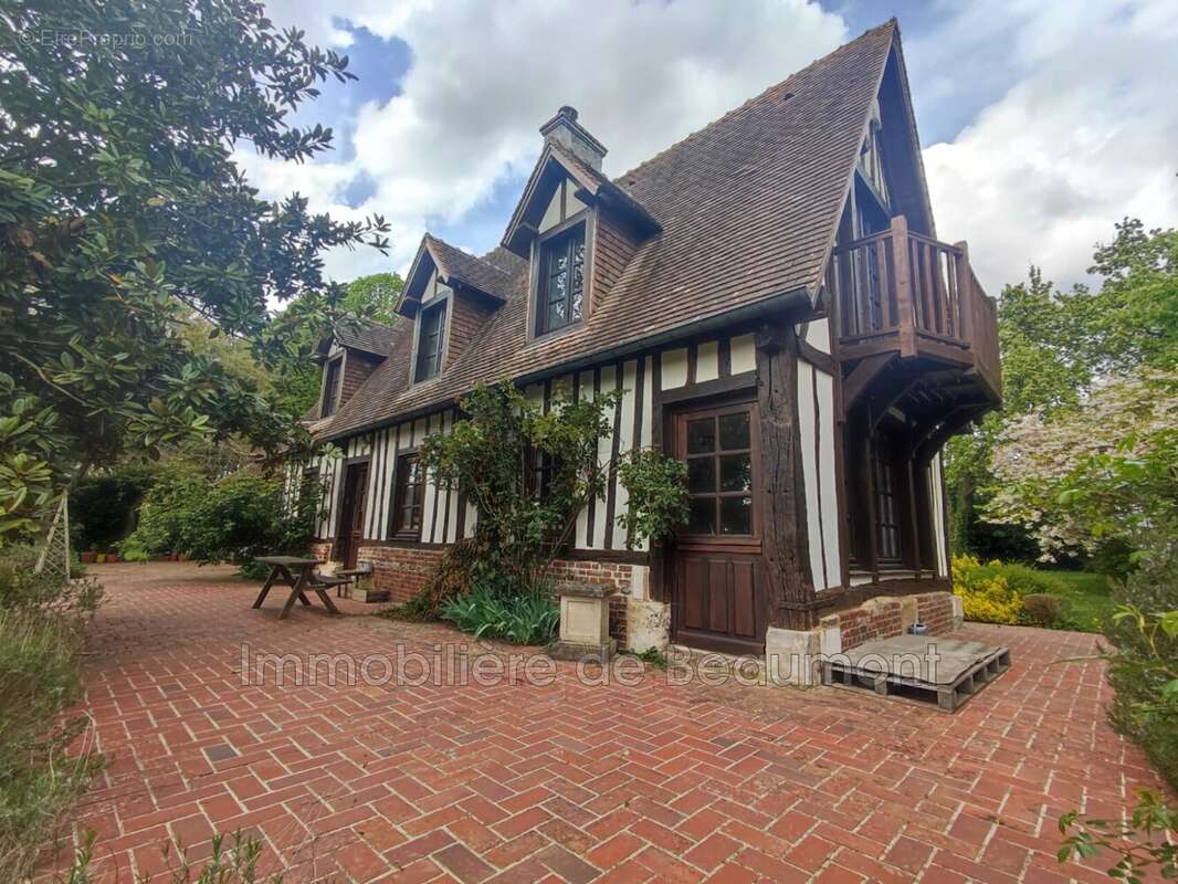 Maison à LE NEUBOURG