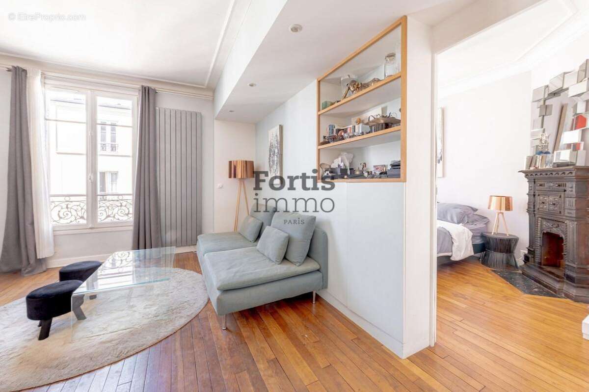Appartement à LEVALLOIS-PERRET