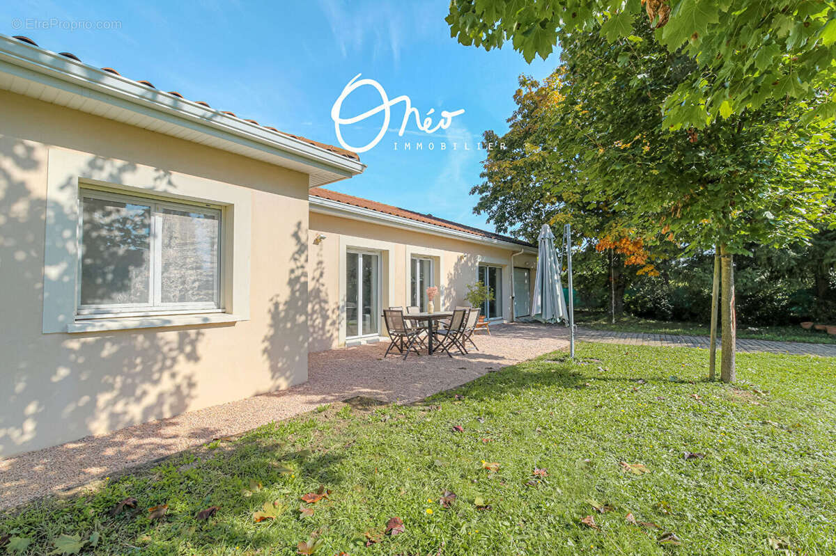 Maison à SAINT-PRIEST