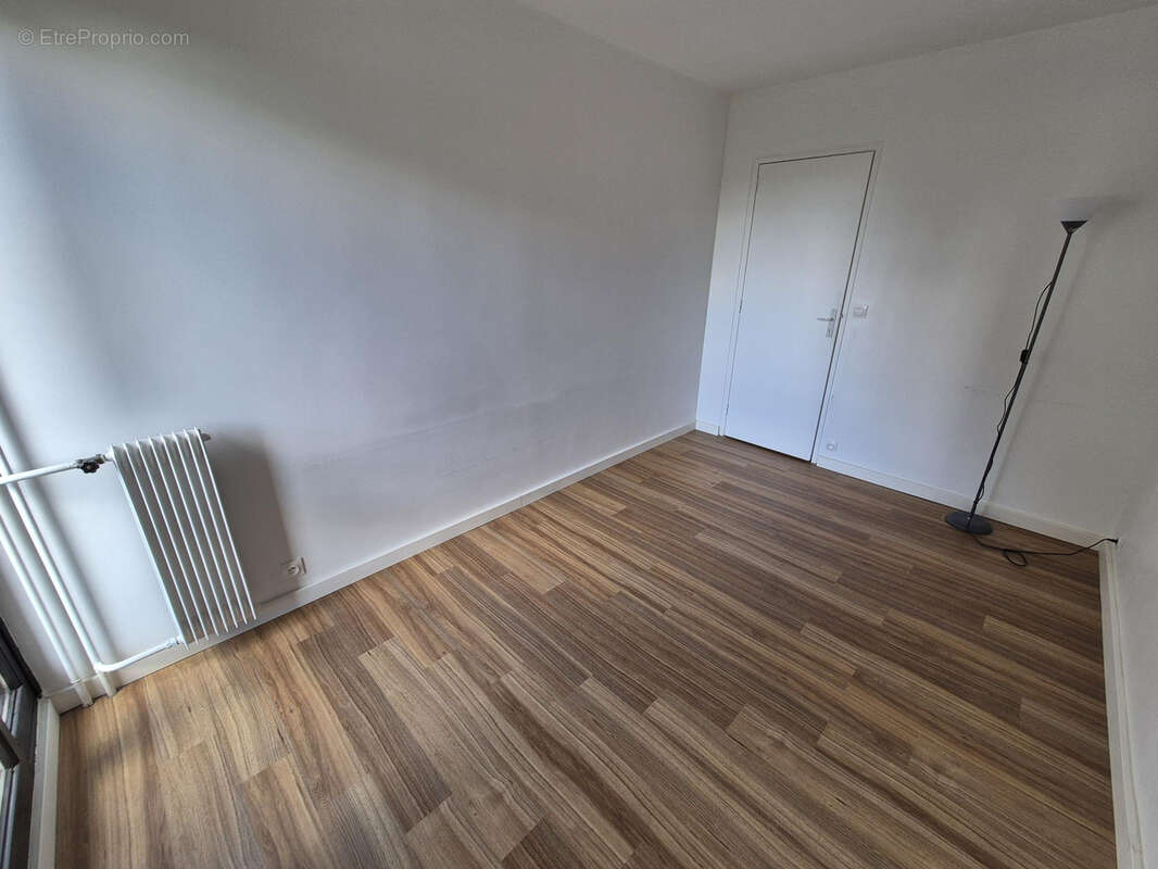 Appartement à JOUY-EN-JOSAS