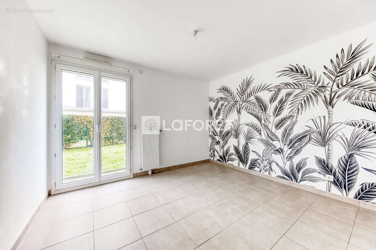 Appartement à EMERAINVILLE