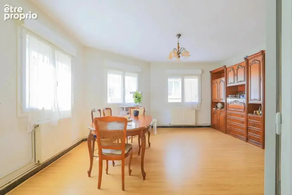 Maison familiale de 6 pièces à Noyon - photo 4